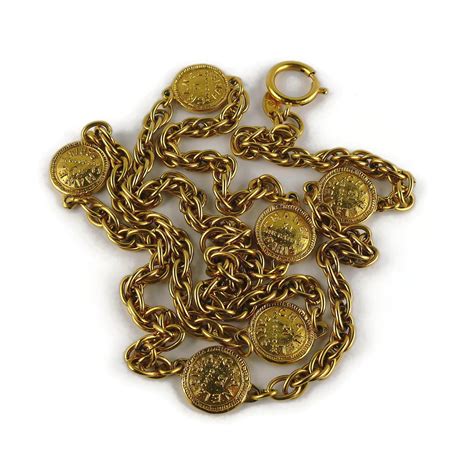 Chanel Vintage Gold Toned 31 Rue Cambon Medallion Chain 